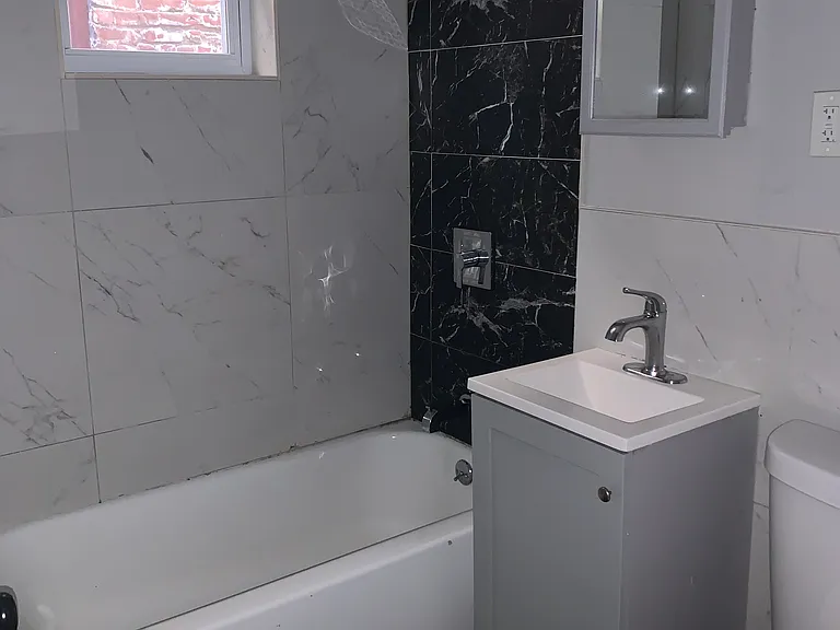 66 Hamilton Ave #9 — Photo 8