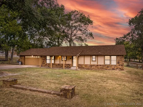 32063 E 724th Ter, Wagoner, OK 74467