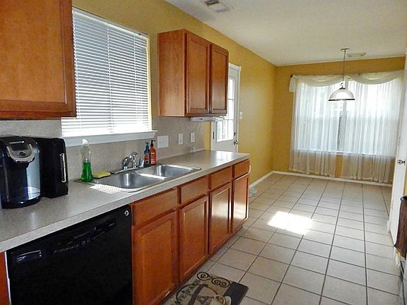 5th image of 4426 Plumeria Ave