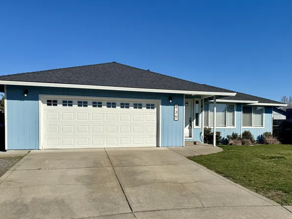935 Fairfield Cir, Central Pt, OR 97502