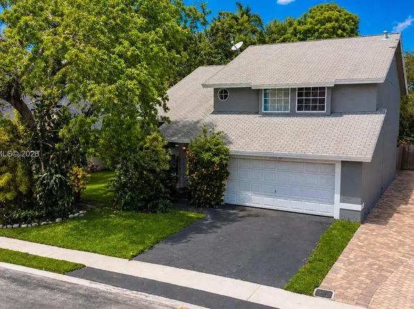 12113 NW 33rd St, Sunrise, FL 33323