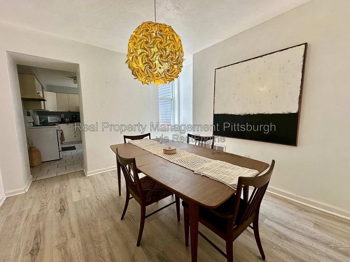 2 bed, 1.0 bath, 1224 sqft, $1,100 — Photo 4