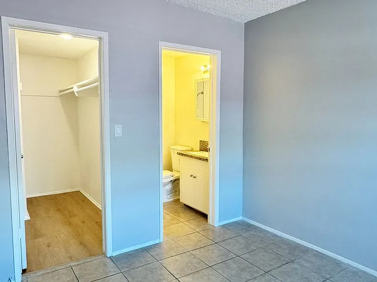 1740 Freeman Ave. — Photo 13