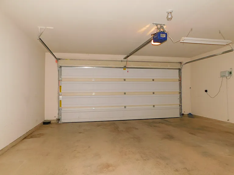523 Cattail Cir — Photo 28
