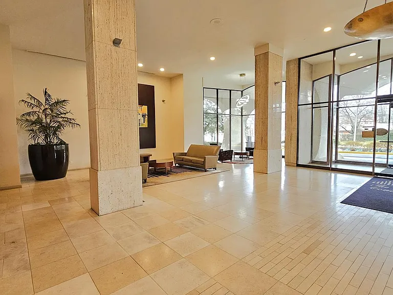 301 N Beauregard St #1513 — Photo 17