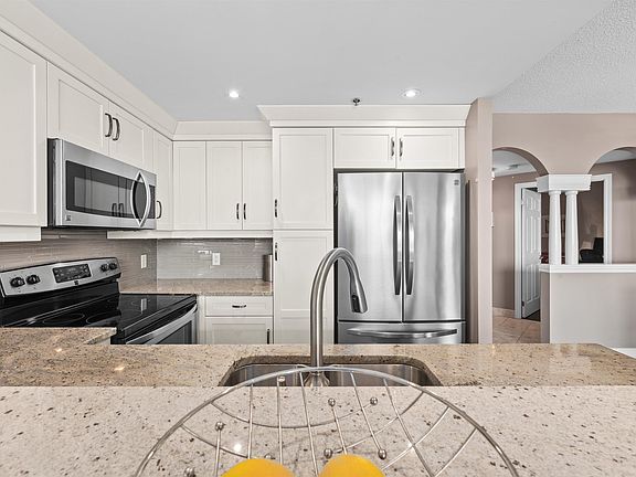3rd image of 1465 Brenton St #1103