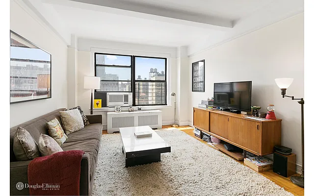 Rented by Douglas Elliman | media 13