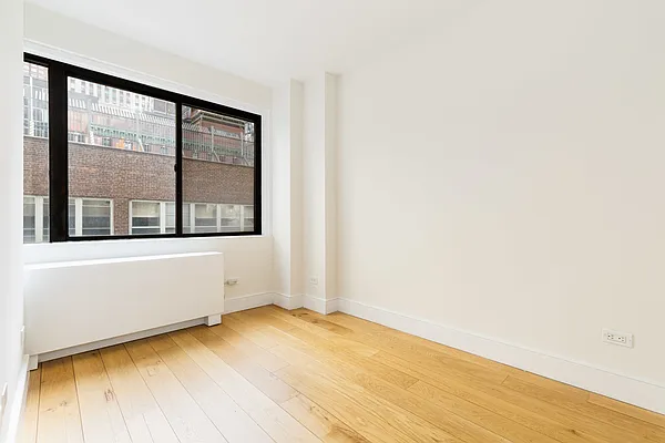 Rented by MNS | media 12