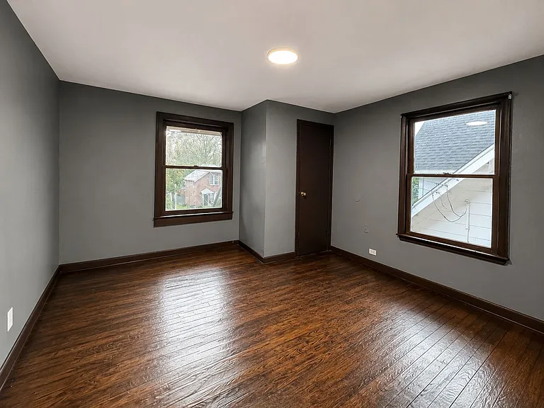 142 Western Ave — Photo 7
