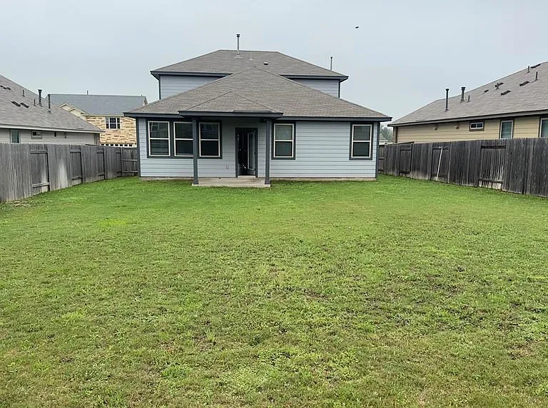 129 Goldfinch Dr — Photo 33