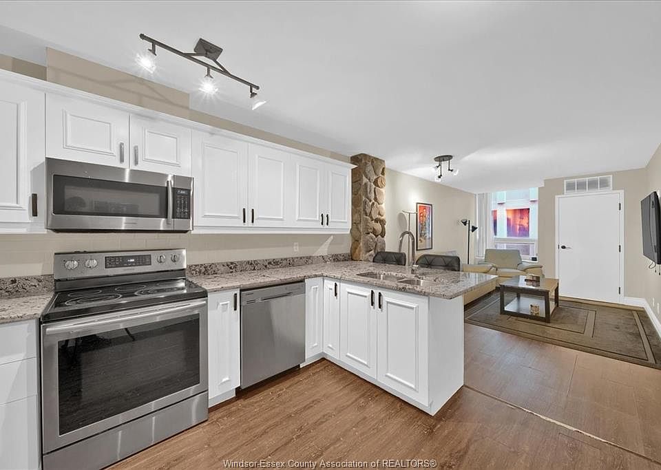 540 Ouellette Ave Windsor, ON, N9A1B7 Apartments for Rent Zillow