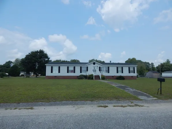 297 Blueberry Dr, Timmonsville, SC 29161