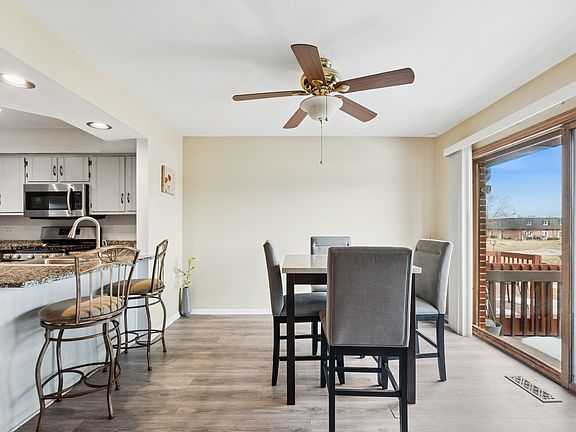 5th image of 1429 Woodhollow Dr