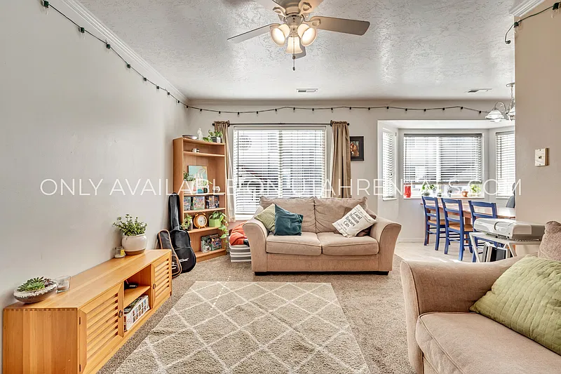 1 bed, 1.0 bath, 900 sqft, $530 — Photo 2