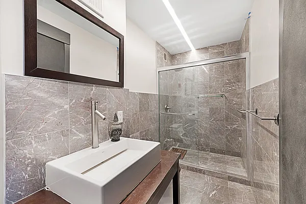 Sold by Compass | media 7