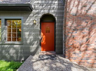 5803 SW Garden Home Rd, Portland, OR 97219