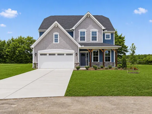 370 Glade Dr, Aberdeen, NC 28315
