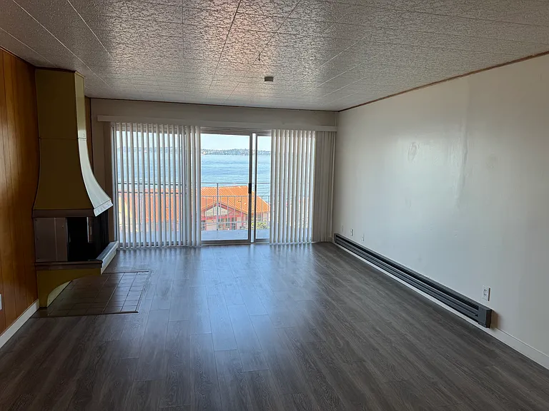 2700 Alki Ave SW #403 — Photo 3