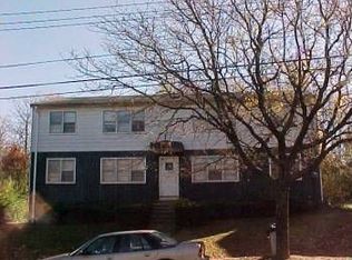 36 Oak Ridge Dr, New Haven, CT 06513