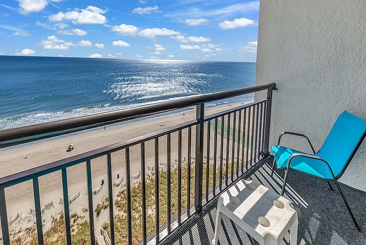 6804 N Ocean Blvd — Photo 3