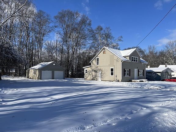 2nd image of 17 Bradford St