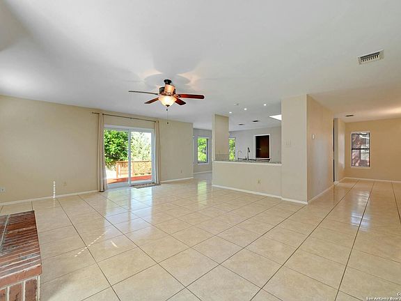 3rd image of 1210 OAK PATH