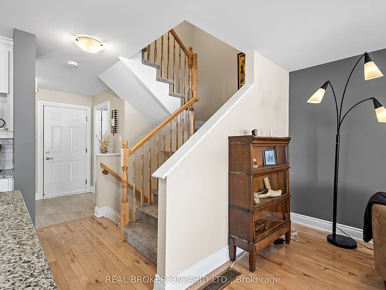 336 Twilight Ave — Photo 8