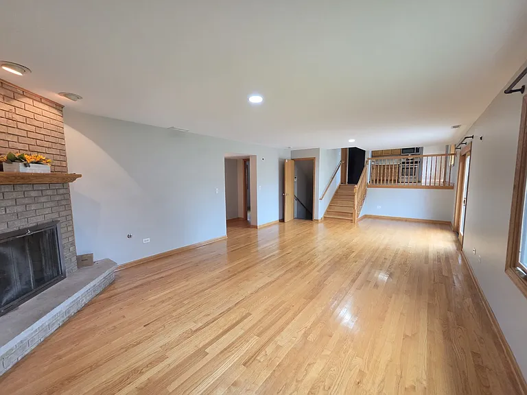8112 Rutherford Dr — Photo 6