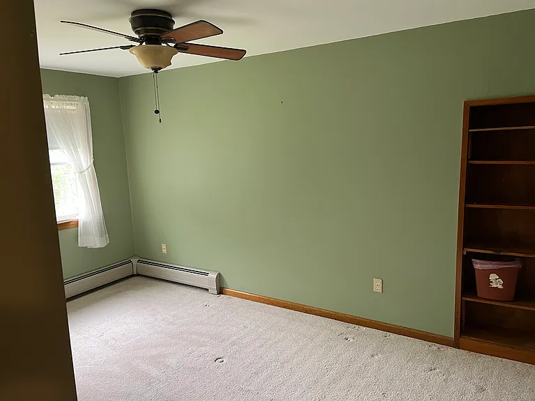 560 Main St — Photo 13
