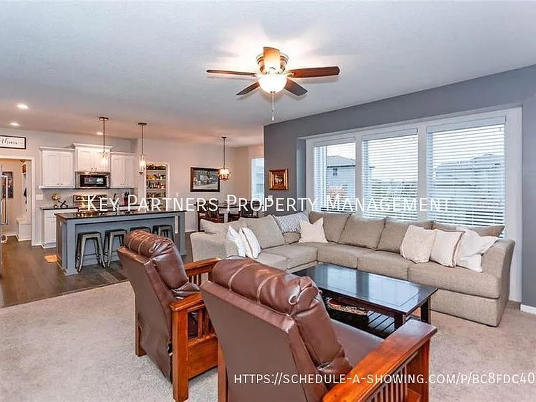 23402 W 52nd Ter — Photo 4
