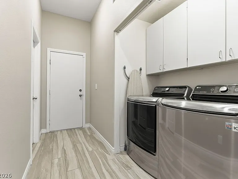 1812 Snow Spring Ln — Photo 38