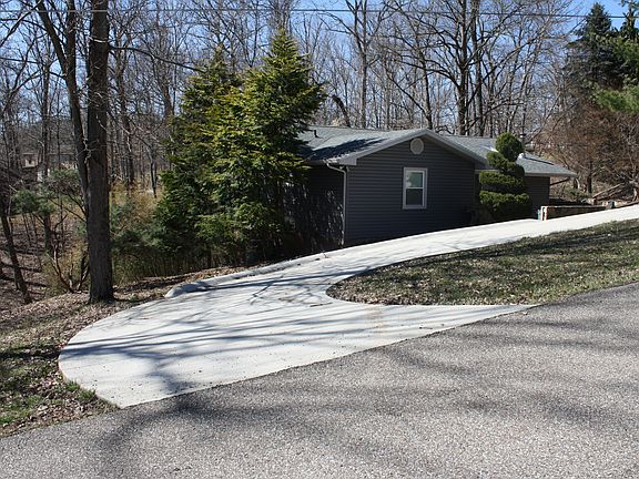 2nd image of 30 Darbywood Ln