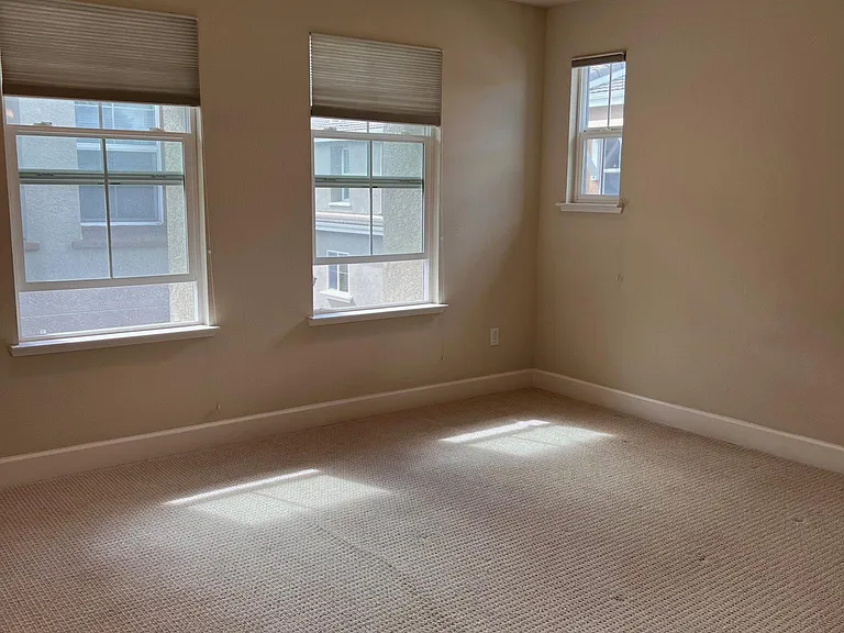 216 Hockney Ave — Photo 14