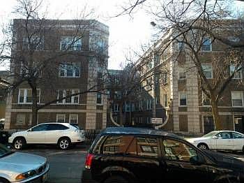 1st image of 1147 W Lunt Ave APT 247