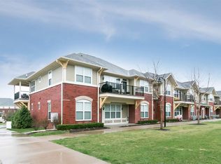 1121 Foster Rd, Iowa City, IA 52245