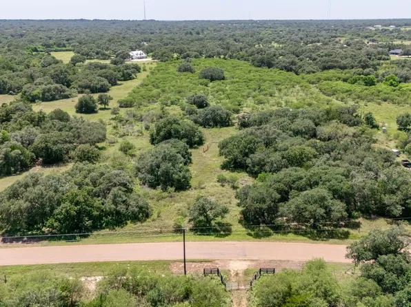 County Road 105, Columbus, TX 78934