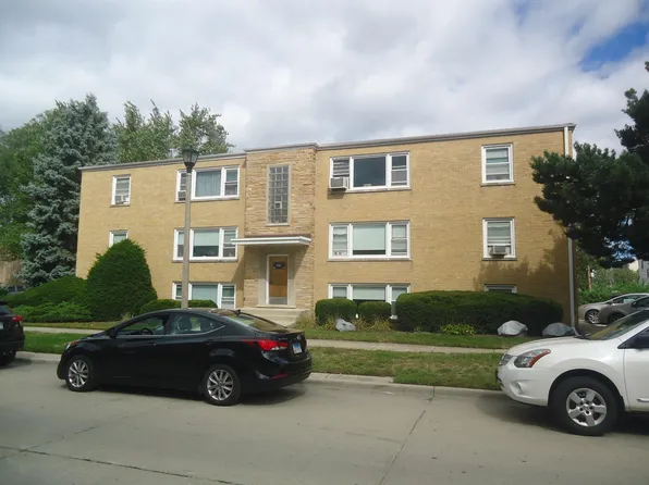 4950 Greenwood Ave #3E, Skokie, IL 60077
