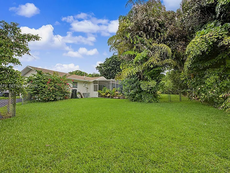 7100 SW 119th St — Photo 30