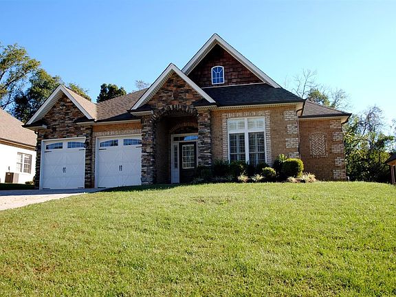 3rd image of 106 Creekview Ct