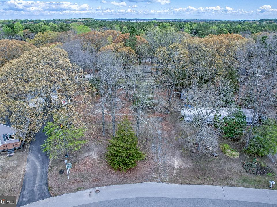 1st image of 2050 Ramblewood Dr S