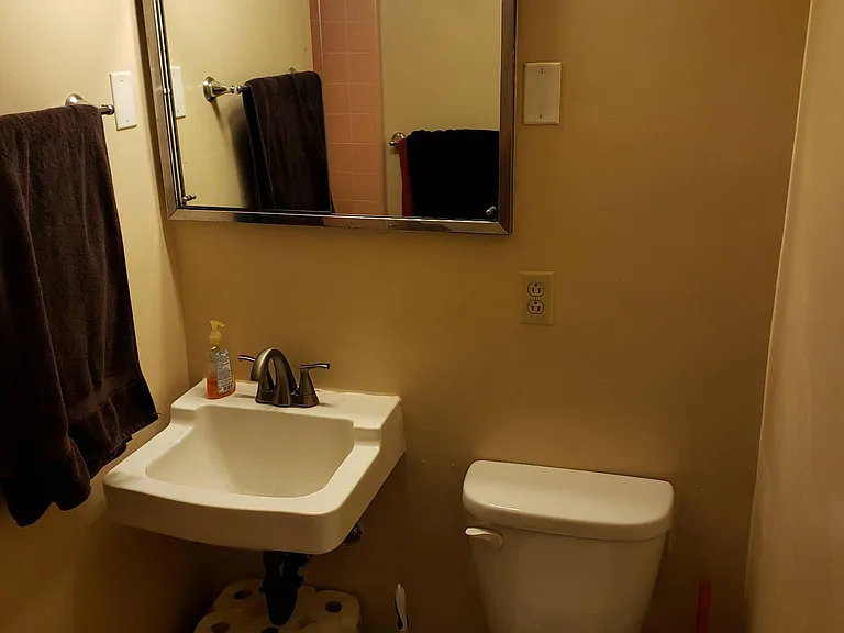 1745 Orizaba Ave #B — Photo 11