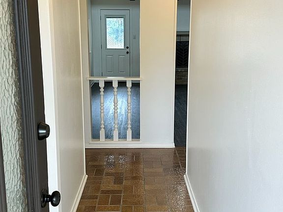 4th image of 218 Fawn Valley Dr