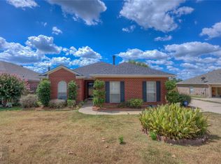 1014 Country Club Cir, Minden, LA 71055