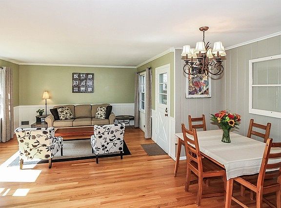 5th image of 932 N Kaspar Ave