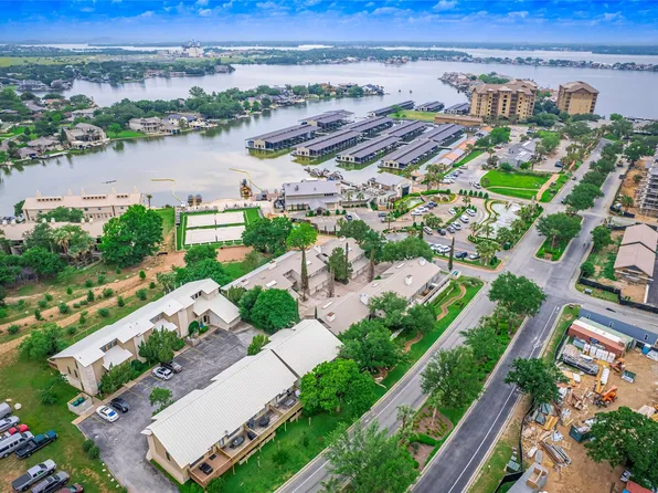 704 Horseshoe Bay Blvd Unit L, Horseshoe Bay, TX 78657