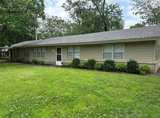 603 E Blue Starr Dr, Claremore, OK 74017