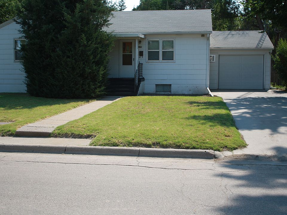 216 S. Beaver, Oberlin, KS