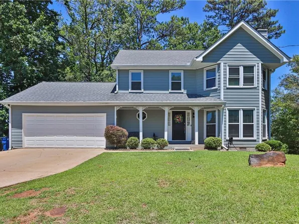 382 Charleston Ln, Lawrenceville, GA 30046