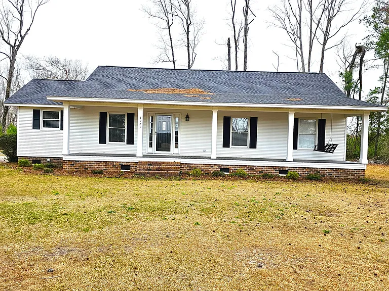 4925 Bear Bluff Rd — Photo 2