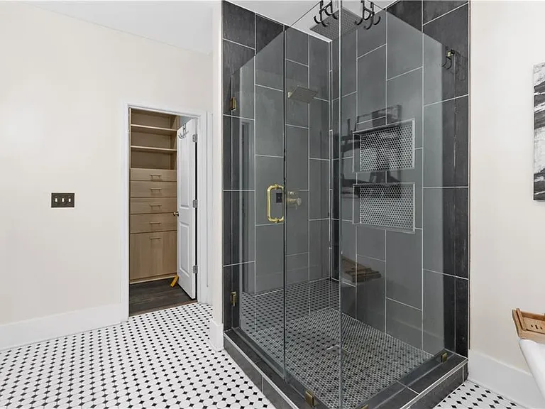 1636 Drew Dr NW — Photo 17